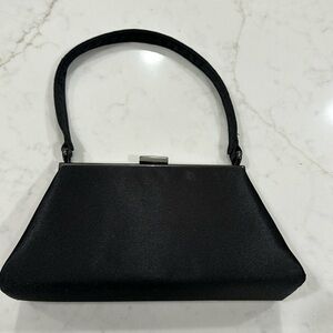 🌸 Preston & York satin purse